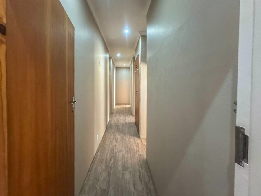 3 Bedroom Property for Sale in Meerhof North West